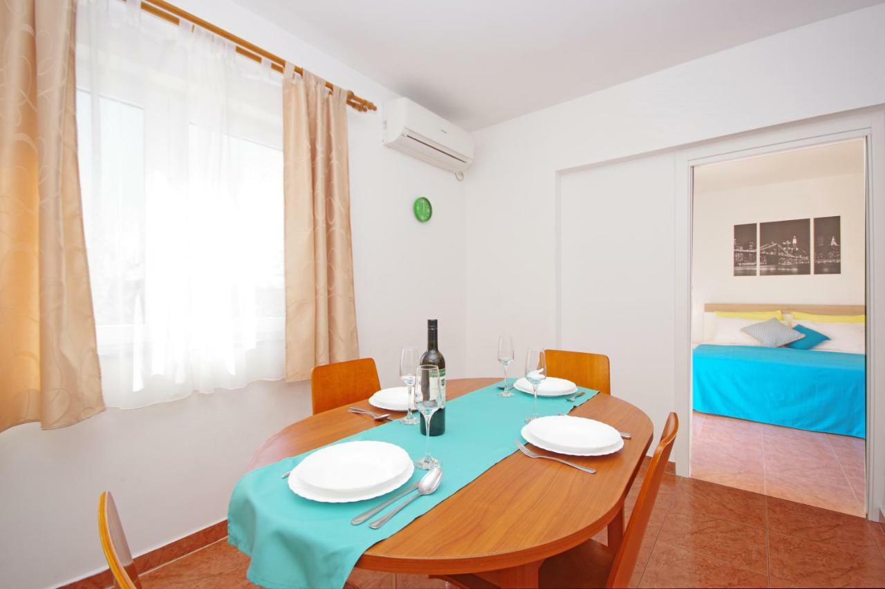 Apartments Imgrund Novalja Exterior photo