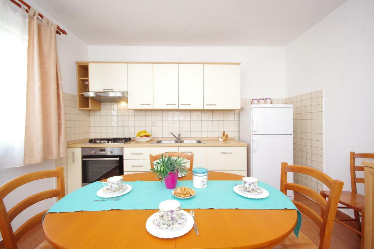 Apartments Imgrund Novalja Exterior photo